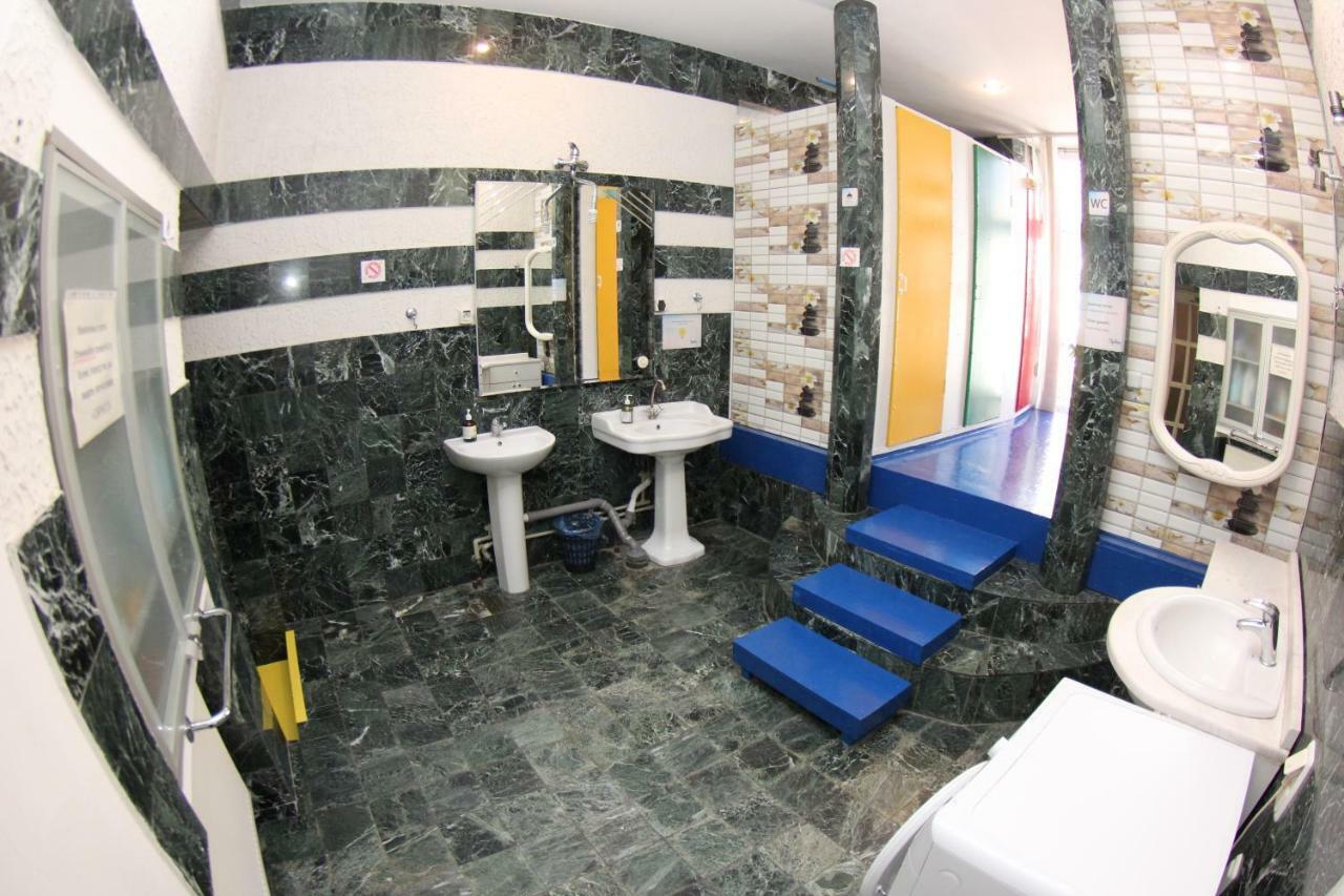 Orpheus Hostel And Apartments Odessa Exterior photo